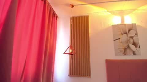 Kora  online show from November 2, 2025, 1:24 pm