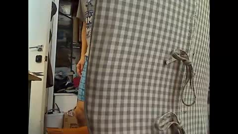 koreancock50 online show from April 15, 2026, 5:31 pm