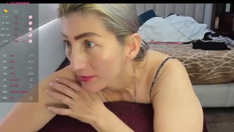 korinasex22 online show from September 12, 2025, 5:24 pm