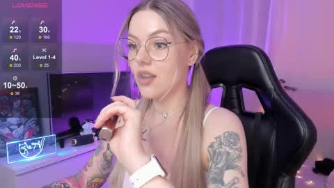 Jess online show from September 27, 2025, 3:39 pm