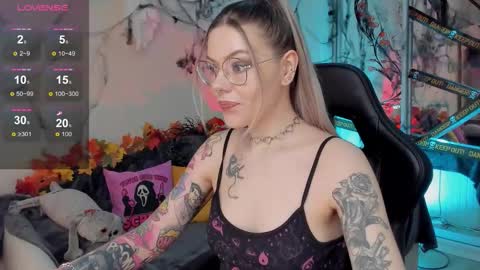 Jess online show from October 25, 2025, 5:08 pm