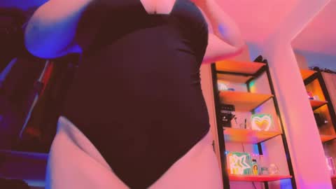 Khloe online show from April 9, 2026, 11:43 pm