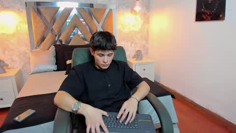 Kraven online show from September 23, 2025, 2:58 am