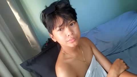 krimpie_xx online show from July 18, 2026, 7:23 am