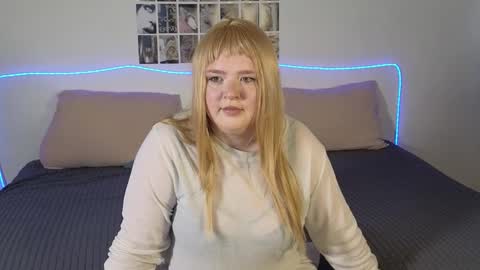 kris_big_assmom online show from March 1, 2026, 7:32 am