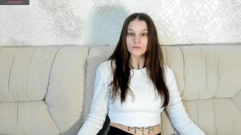 kris_doeil online show from May 15, 2026, 2:07 am