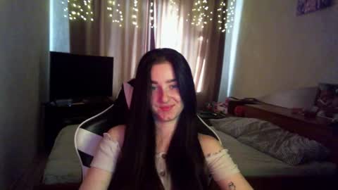 Kris online show from November 27, 2025, 7:43 am