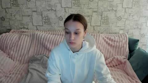 krisdoeill online show from May 2, 2026, 1:54 am