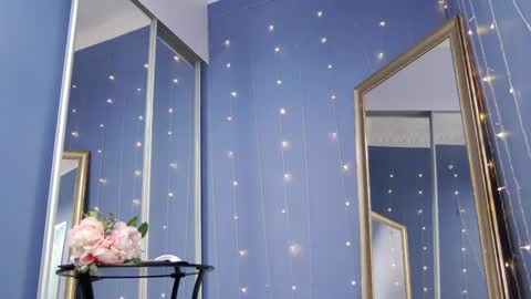 kriskras__ online show from January 4, 2025, 5:16 am