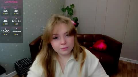 Snapshot of krispi_2000 chatting on March 5, 2026, 4:52 am Kriss online show from March 5, 2026, 4:52 am