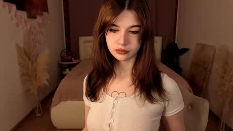 krispy_girl_star online show from November 27, 2025, 8:05 am