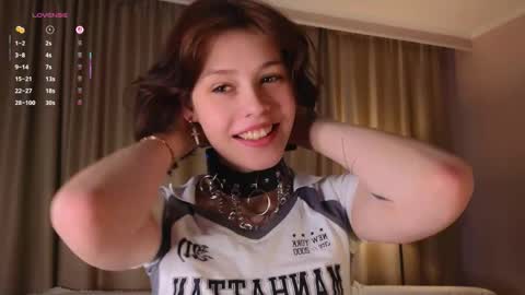 Sarah online show from September 13, 2025, 1:05 am