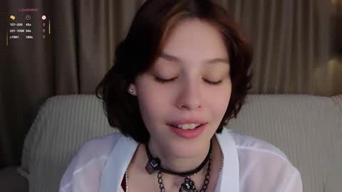 Sarah online show from September 20, 2025, 1:06 am