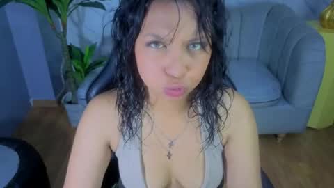 kris online show from April 21, 2026, 3:02 am