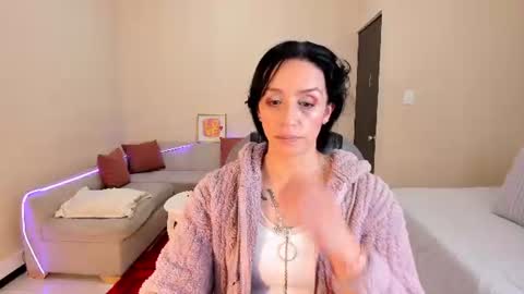 Snapshot of kristen_garner chatting on July 20, 2026, 7:27 pm Sophia online show from July 20, 2026, 7:27 pm