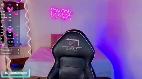 kristen_tay online show from October 17, 2025, 3:20 am