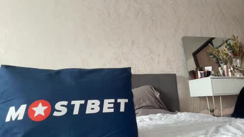 KristenFlame online show from January 10, 2025, 9:13 am