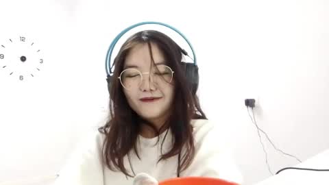 Rin online show from April 15, 2026, 2:46 pm