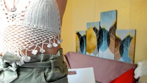 Christina online show from April 18, 2026, 9:24 am