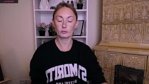 Kristi online show from September 26, 2025, 8:40 am