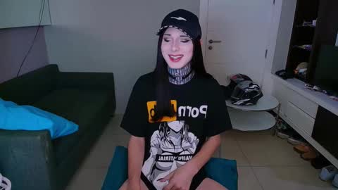 kristina online show from February 22, 2025, 6:19 pm