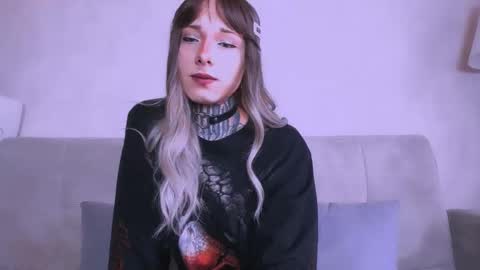 kristina online show from November 8, 2025, 6:02 am