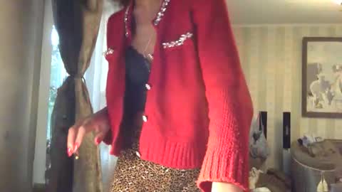 kristinalamour96 online show from September 25, 2025, 1:59 pm