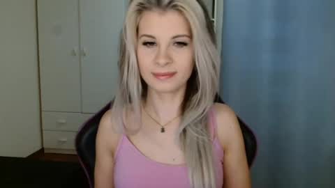 KristineAmore online show from March 17, 2026, 7:12 am