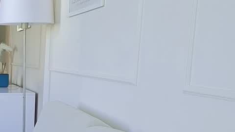 Kristi online show from October 6, 2025, 4:54 am