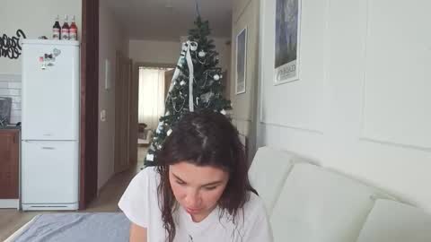 Kristi online show from December 14, 2025, 6:19 am