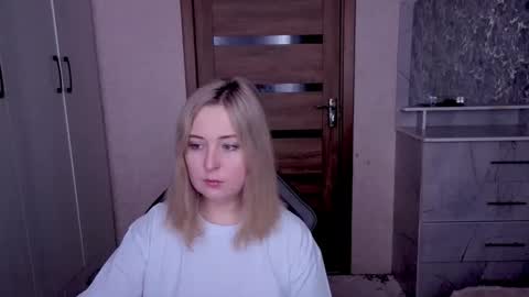 Kristy online show from February 14, 2026, 9:17 am