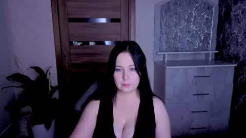 Snapshot of kristy_fran chatting on July 15, 2026, 11:10 pm Kristy online show from July 15, 2026, 11:10 pm
