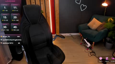 Monika online show from February 2, 2025, 9:08 am