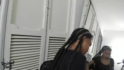 Snapshot of kristyl_paez chatting on January 8, 2026, 7:05 pm Cristina online show from January 8, 2026, 7:05 pm