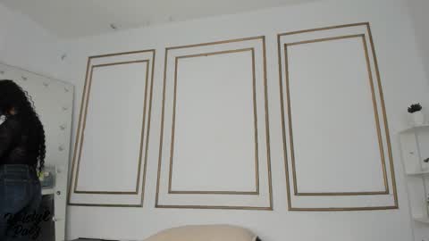 Snapshot of kristyl_paez chatting on January 14, 2026, 1:39 pm Cristina online show from January 14, 2026, 1:39 pm