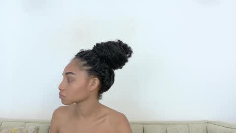 Snapshot of kristyl_paez chatting on February 4, 2026, 7:09 pm Cristina online show from February 4, 2026, 7:09 pm