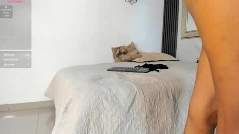 Snapshot of kristyl_paez chatting on February 25, 2026, 7:01 pm Cristina online show from February 25, 2026, 7:01 pm