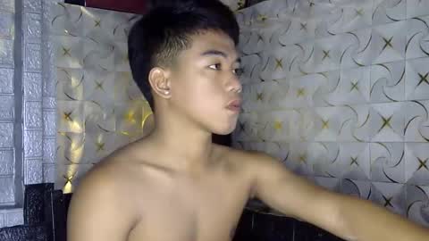 kritthanarkorn online show from April 19, 2026, 3:17 am