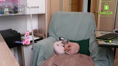 krizotxxx online show from March 11, 2025, 12:17 pm