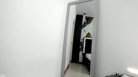 krykz_ online show from December 4, 2025, 9:12 pm