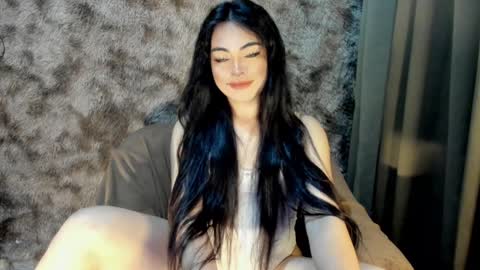 krystal_angel online show from February 6, 2025, 4:10 am