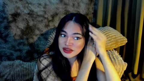 krystal_angel online show from March 10, 2026, 4:06 am