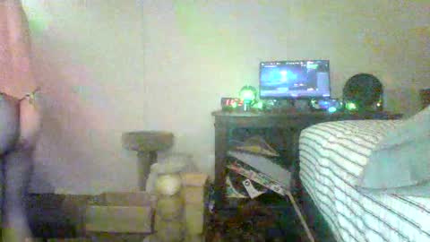 Snapshot of krystalizedkitsune chatting on June 24, 2026, 4:33 am krystalizedkitsune online show from June 24, 2026, 4:33 am