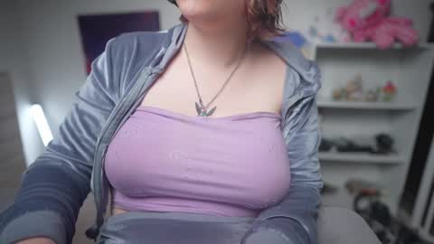 Krystal Syx online show from March 11, 2025, 3:37 am