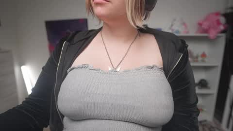 Krystal Syx online show from October 8, 2025, 10:51 pm