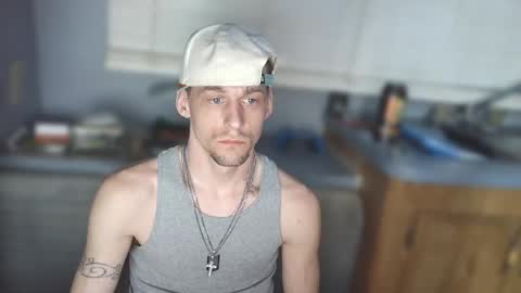 Snapshot of krytiar1992 chatting on February 17, 2026, 7:16 am krytiar1992 online show from February 17, 2026, 7:16 am