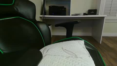 Kevin online show from December 31, 2024, 7:20 am