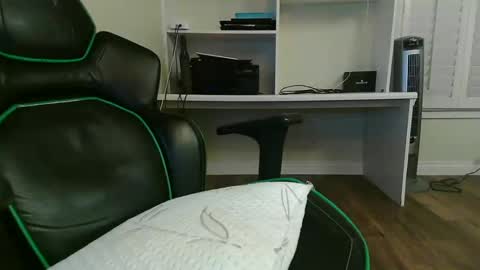 Kevin online show from February 9, 2025, 7:38 am