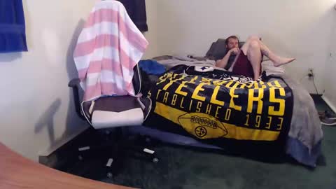 Kuggy online show from November 2, 2025, 9:06 pm