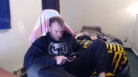 Kuggy online show from February 6, 2026, 12:15 am